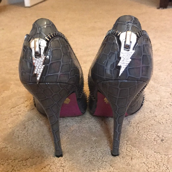 Betsey Johnson Heels. - Picture 4 of 6